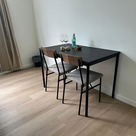 Relaxing 2 Private Close To Center With Wifi Appartement